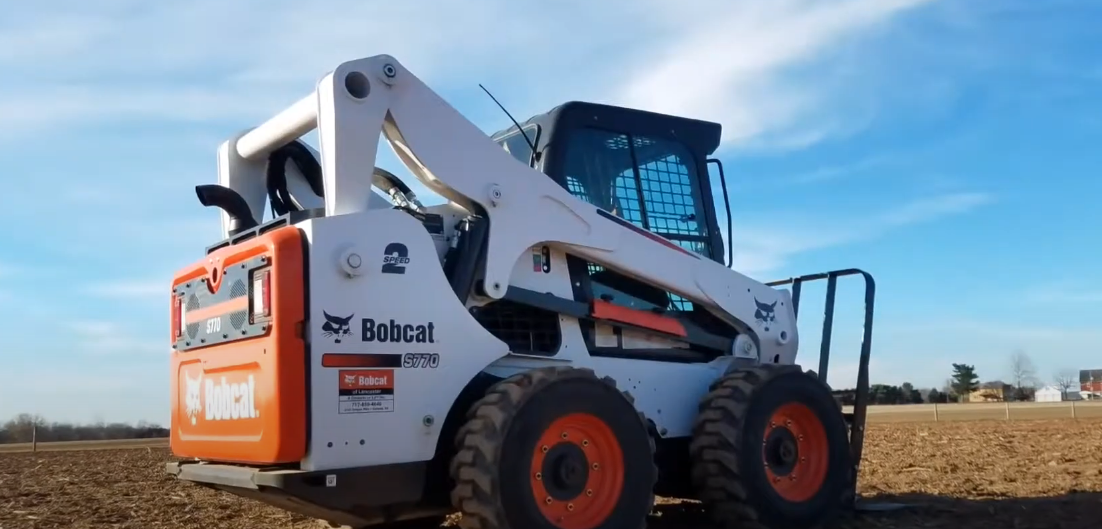 Мини-погрузчик Bobcat S770